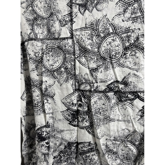 Chicos Lot of 3 Tops Blazer Size 2 Travelers Animal Print Abstract Button Down - Picture 13 of 16